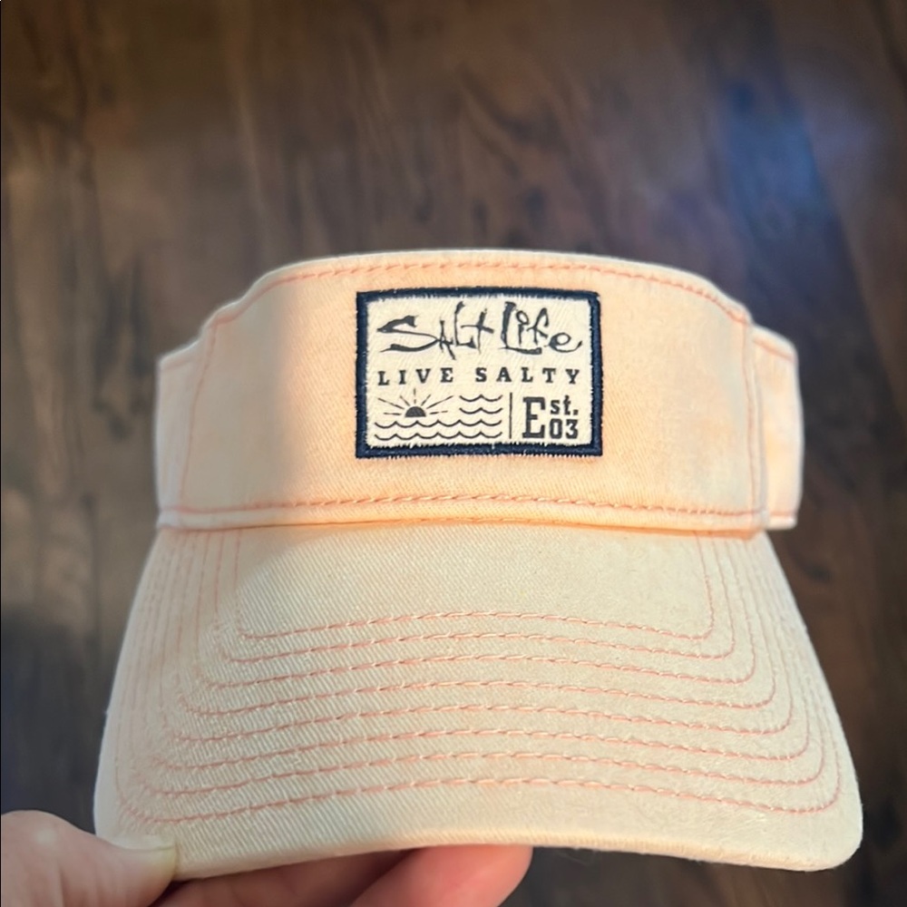 Salt Life Kids' light pink Visor